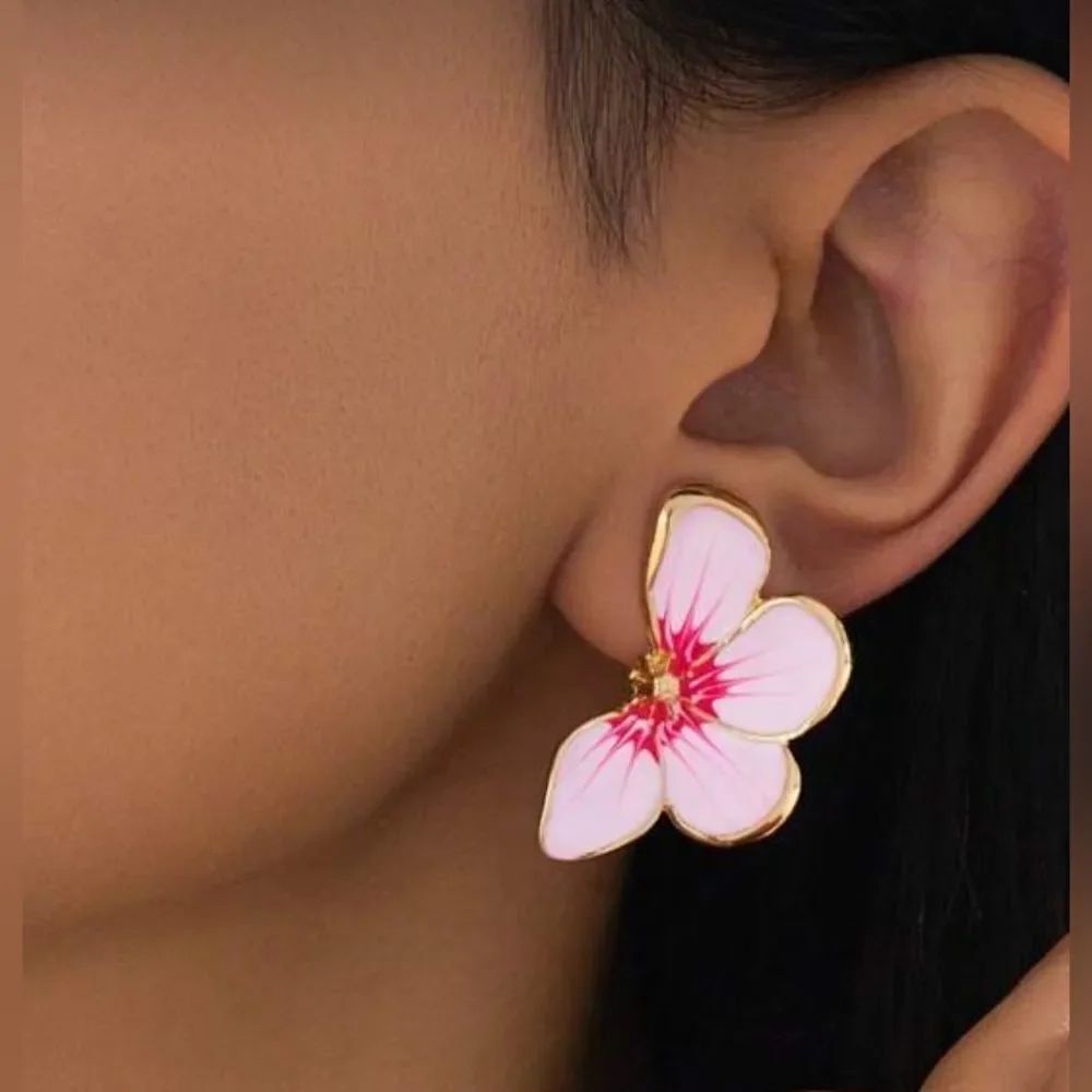 Flower Earrings #2115